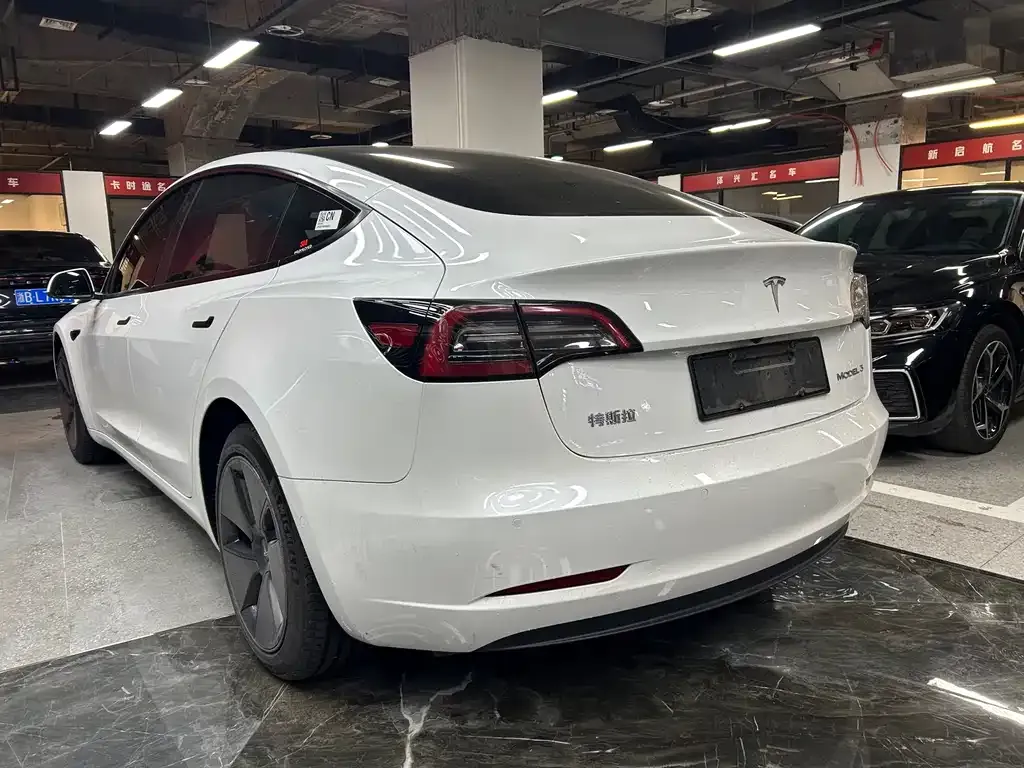 Tesla Model 3 2023 из CN, фото 5