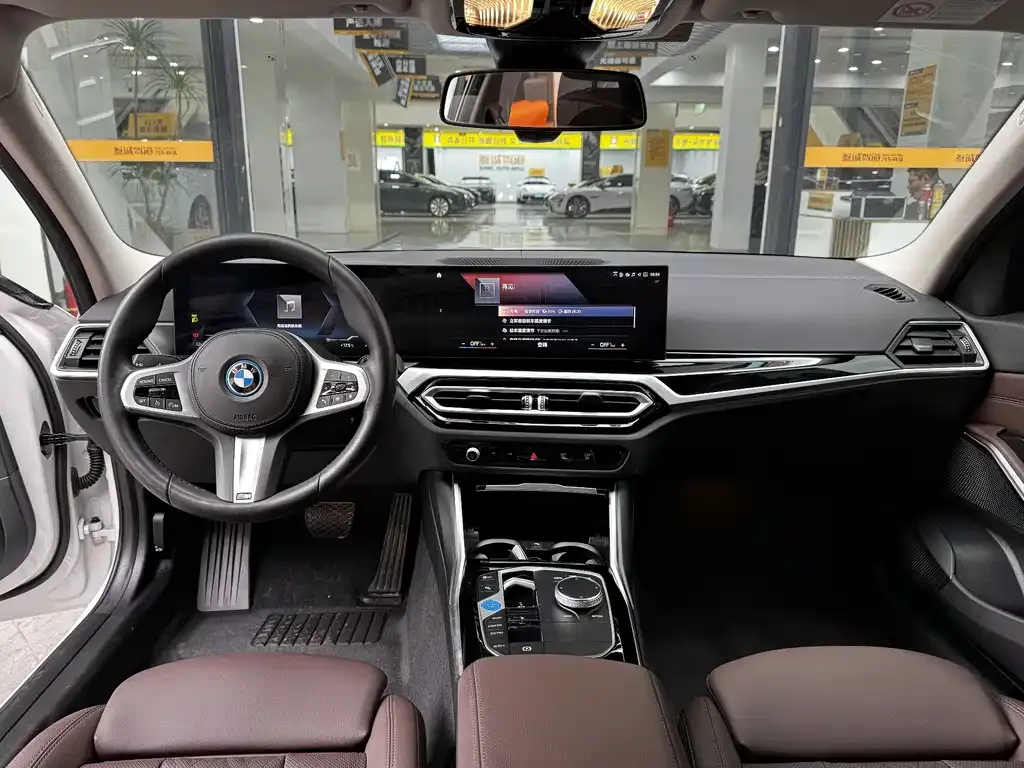 BMW i3 — фото 2