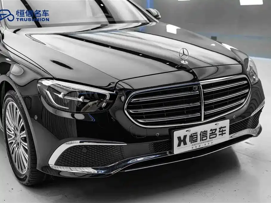 Mercedes-Benz E-Class — фото 5