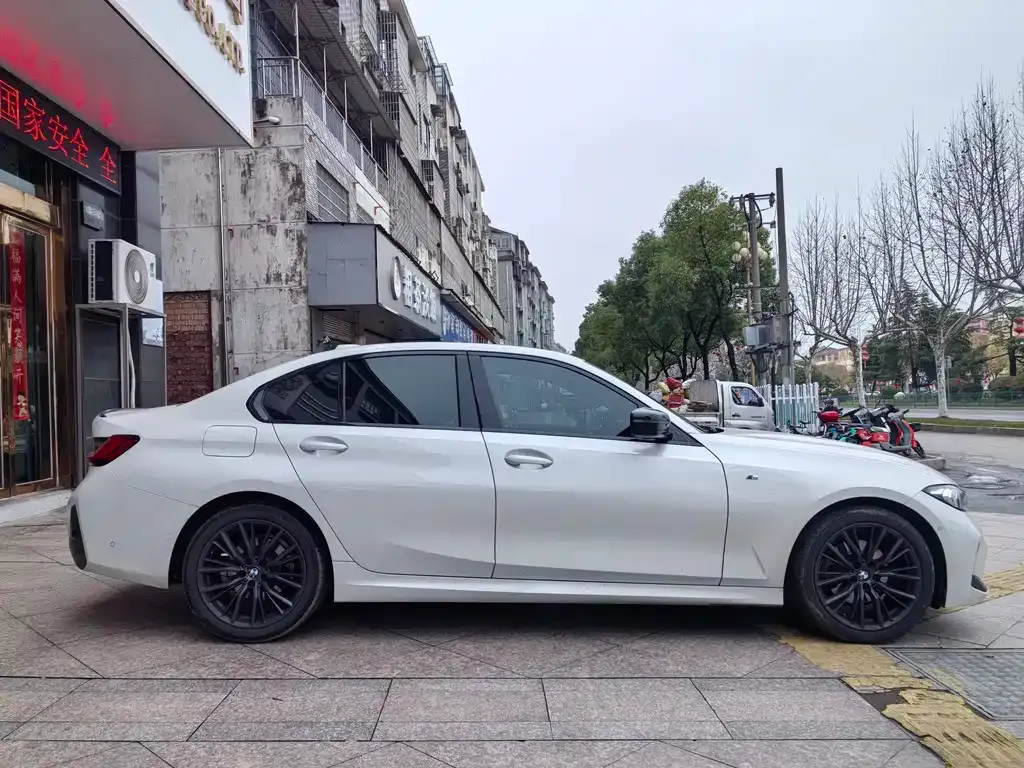 BMW 3 Series — фото 10