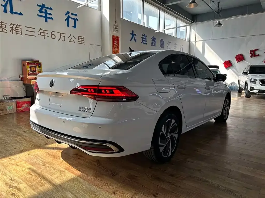 Volkswagen Bora 2024 из CN, фото 6