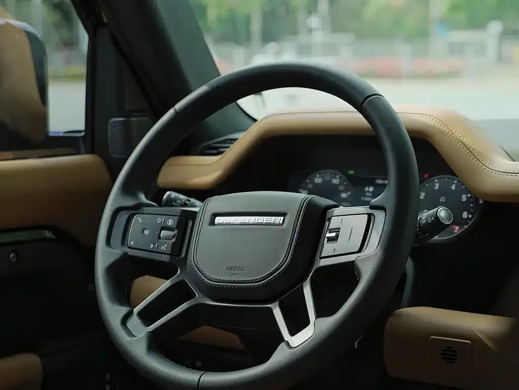 Land Rover Defender 2024 из CN, фото 8