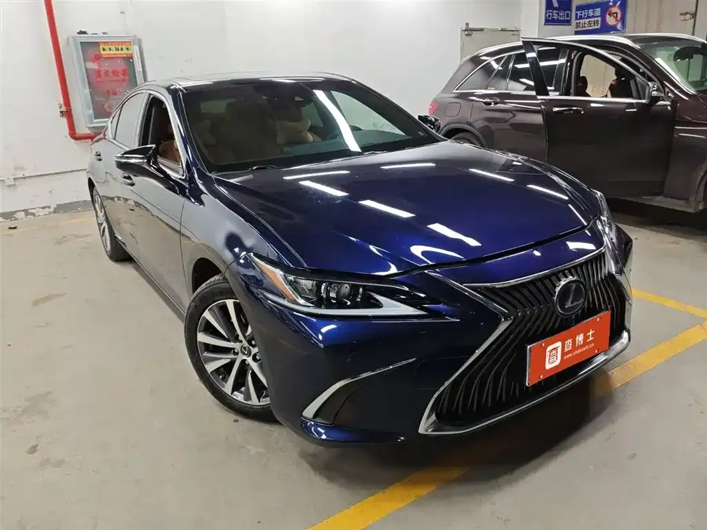 Lexus ES 2021 из CN, фото 8
