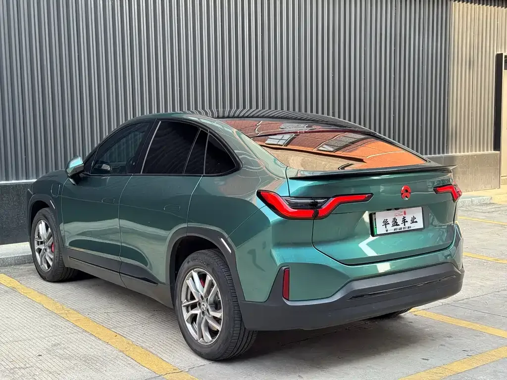 NIO EC6 — фото 8