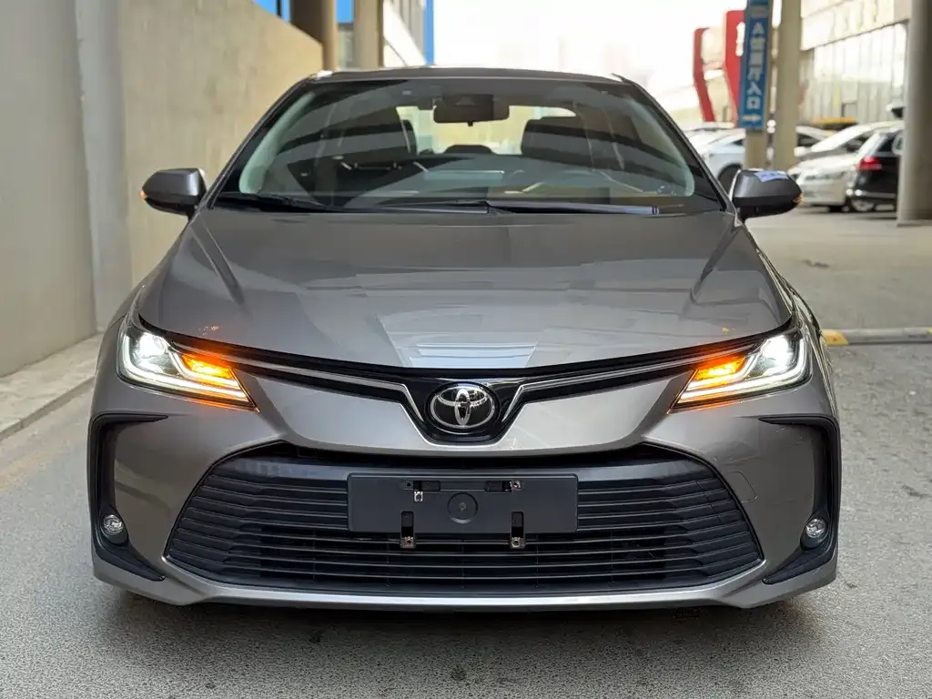 Toyota Corolla 2022 из CN, фото 8