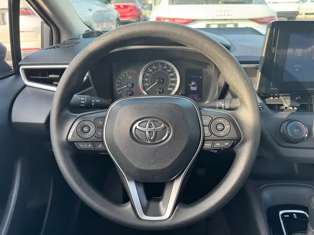 Toyota Corolla 2022 из CN, фото 4
