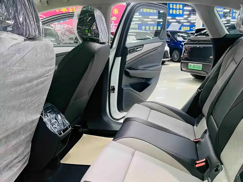 Volkswagen ID.7 VIZZION 2025 из CN, фото 8