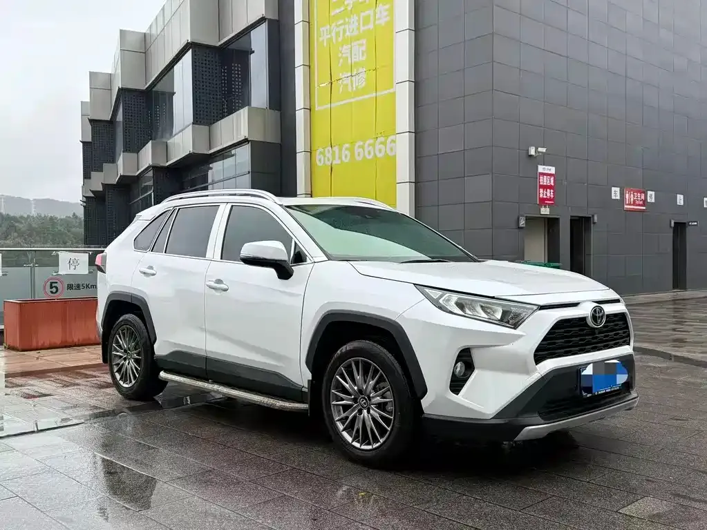 Toyota RAV4 2021 из CN, фото 6