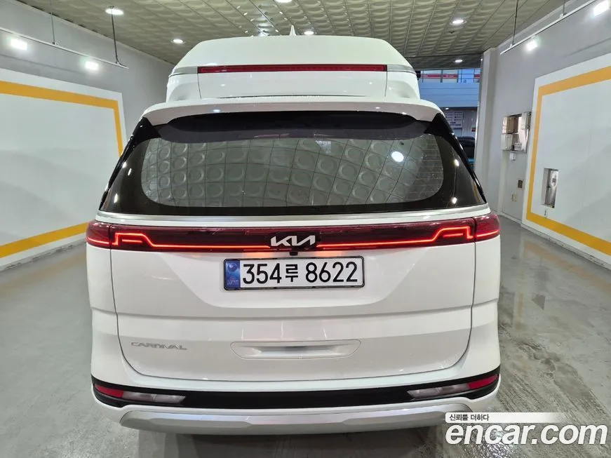 Kia Carnival — фото 4