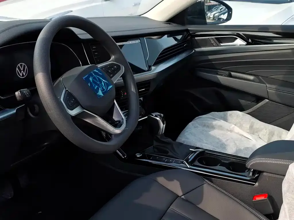 Volkswagen Passat New Energy 2026 из CN, фото 4