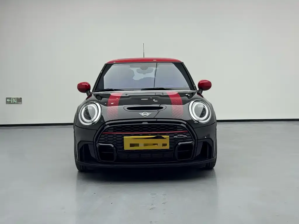 MINI JCW (John Cooper Works) — фото 2