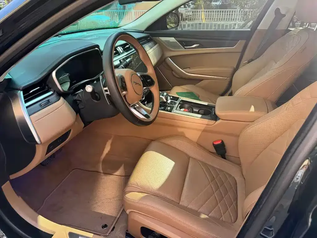 Jaguar XFL 2023 из CN, фото 6