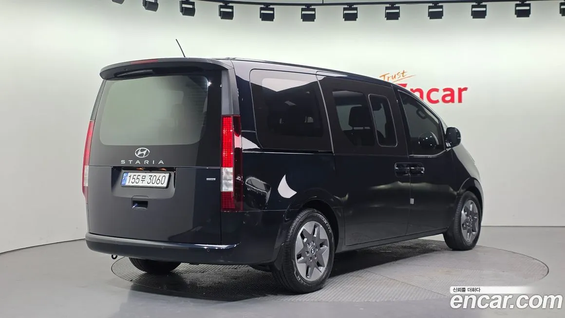 Hyundai Staria — фото 3