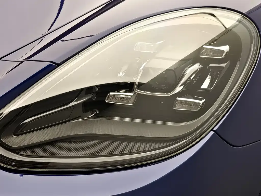 Porsche Panamera — фото 10