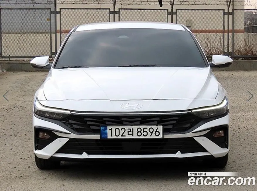 Hyundai AVANTE — фото 4