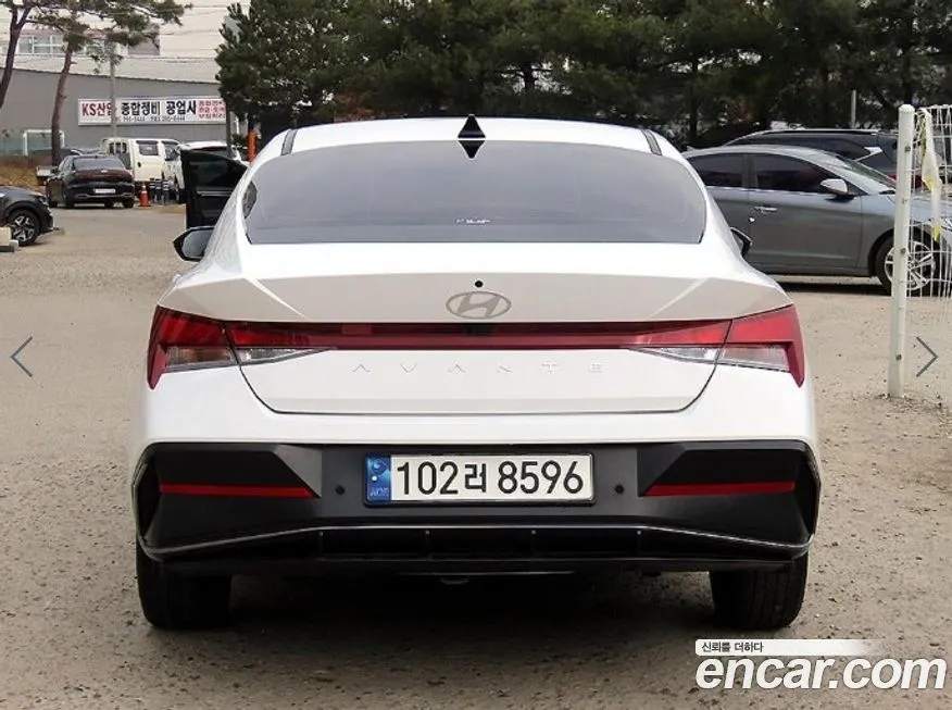 Hyundai AVANTE — фото 10