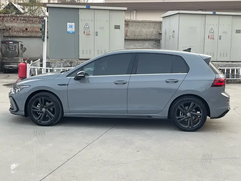 Volkswagen Golf 2021 из CN, фото 3