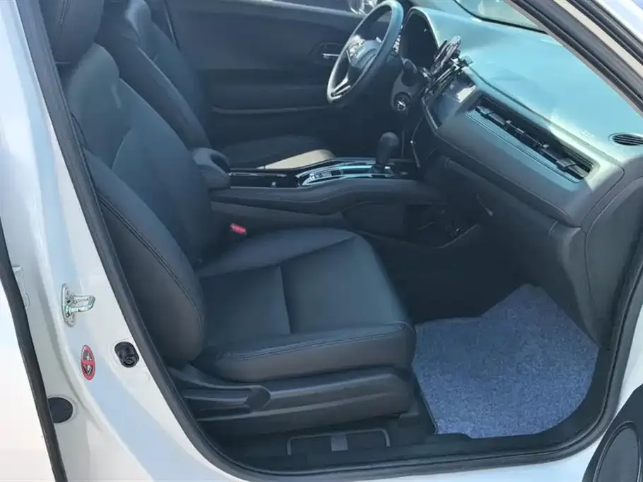 Honda Vezel 2021 из CN, фото 8