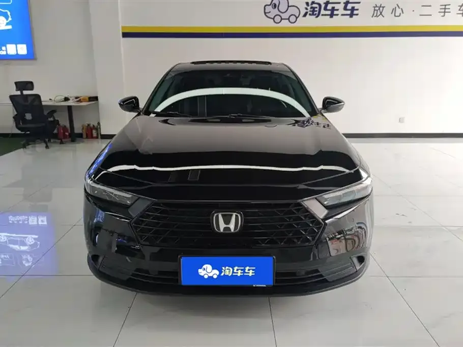 Honda Accord — фото 2
