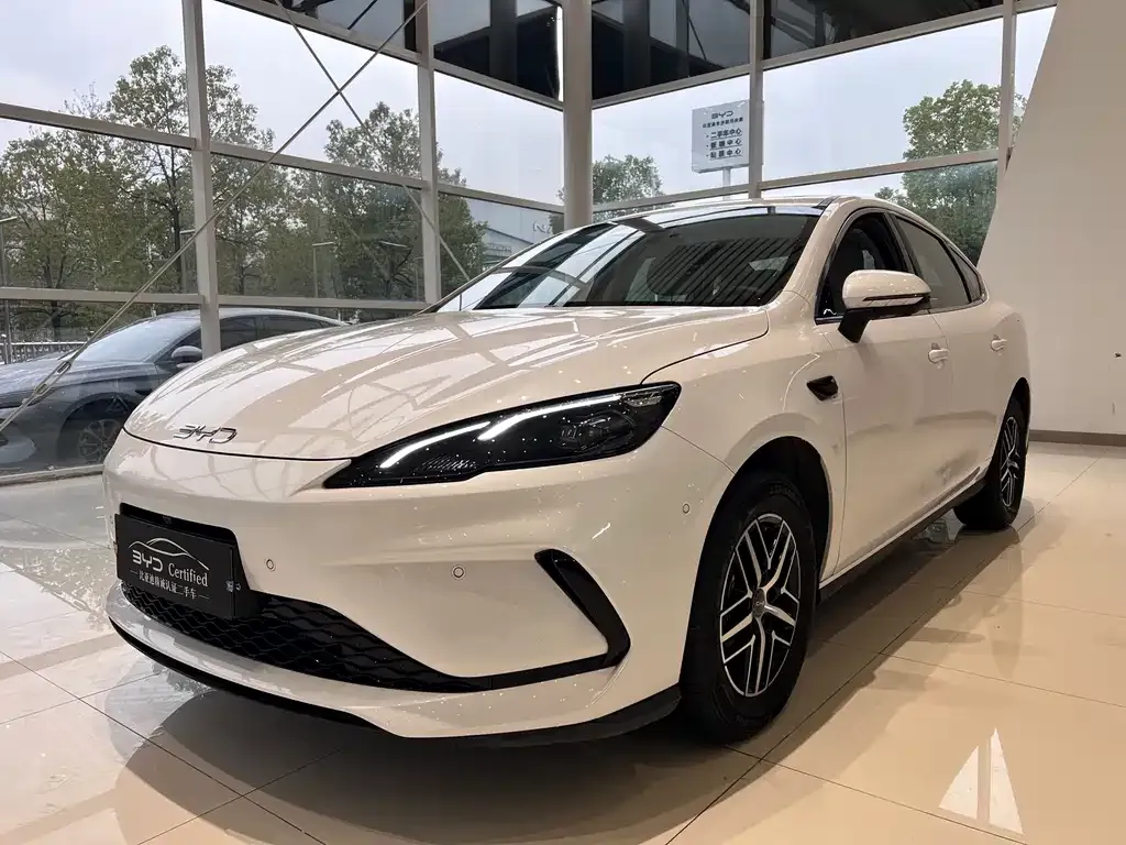BYD Seal 05 DM-i 2025 из CN, фото 1