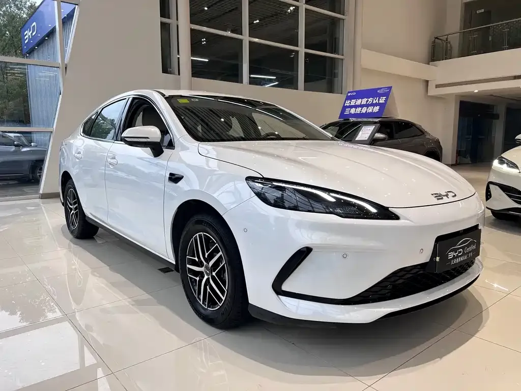 BYD Seal 05 DM-i 2025 из CN, фото 2