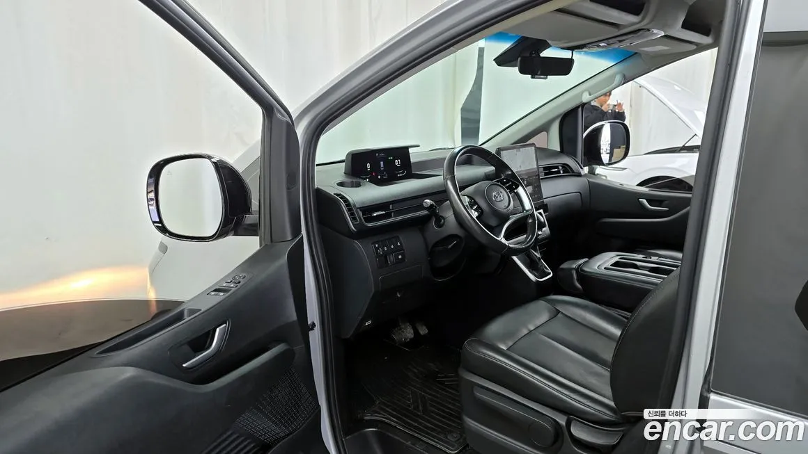 Hyundai Staria 2023 из KR, фото 5