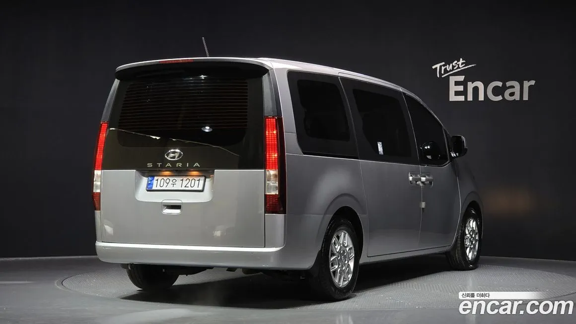 Hyundai Staria 2023 из KR, фото 10