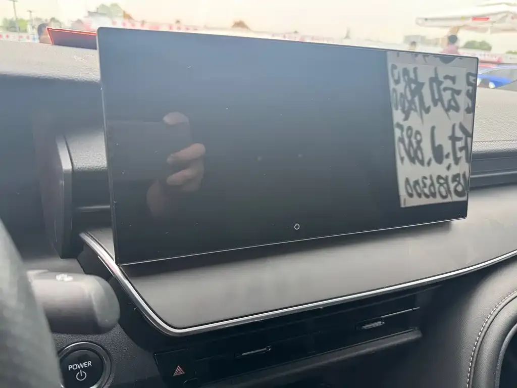 Toyota Camry 2024 из CN, фото 2