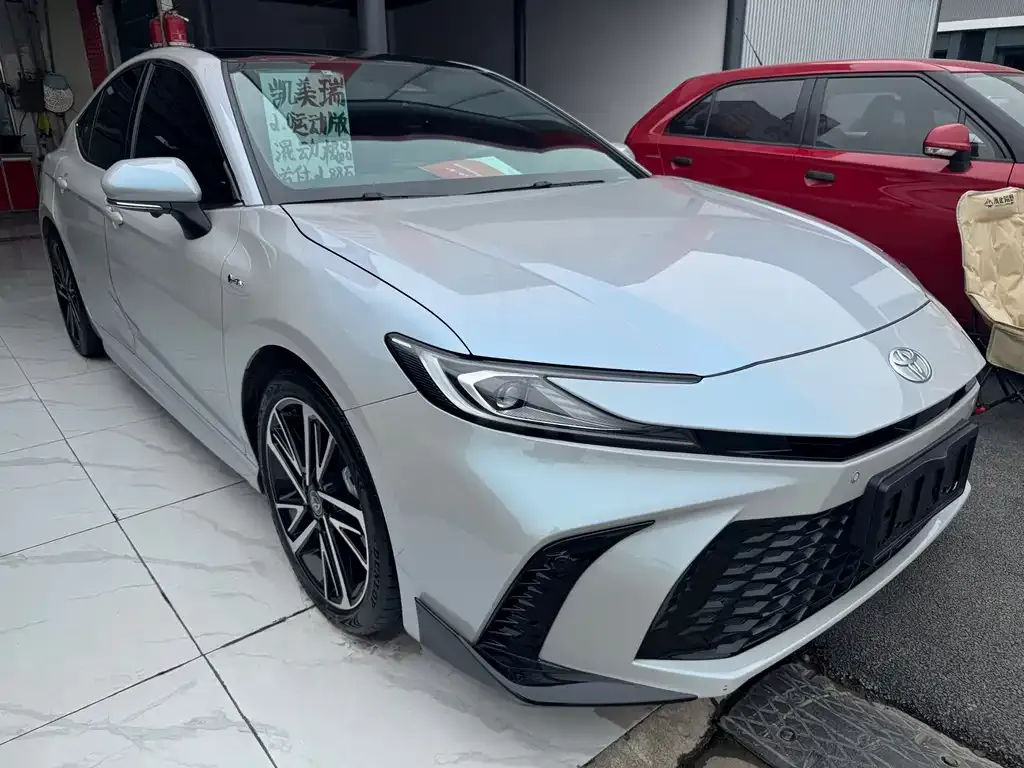 Toyota Camry 2024 из CN, фото 7