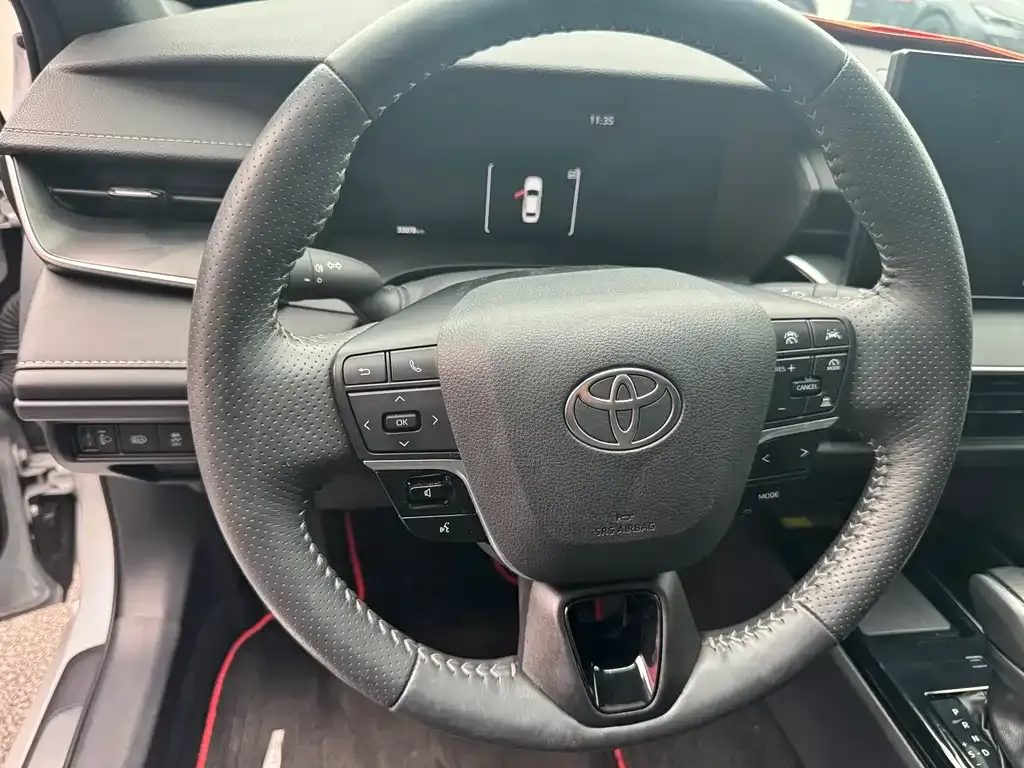 Toyota Camry 2024 из CN, фото 8