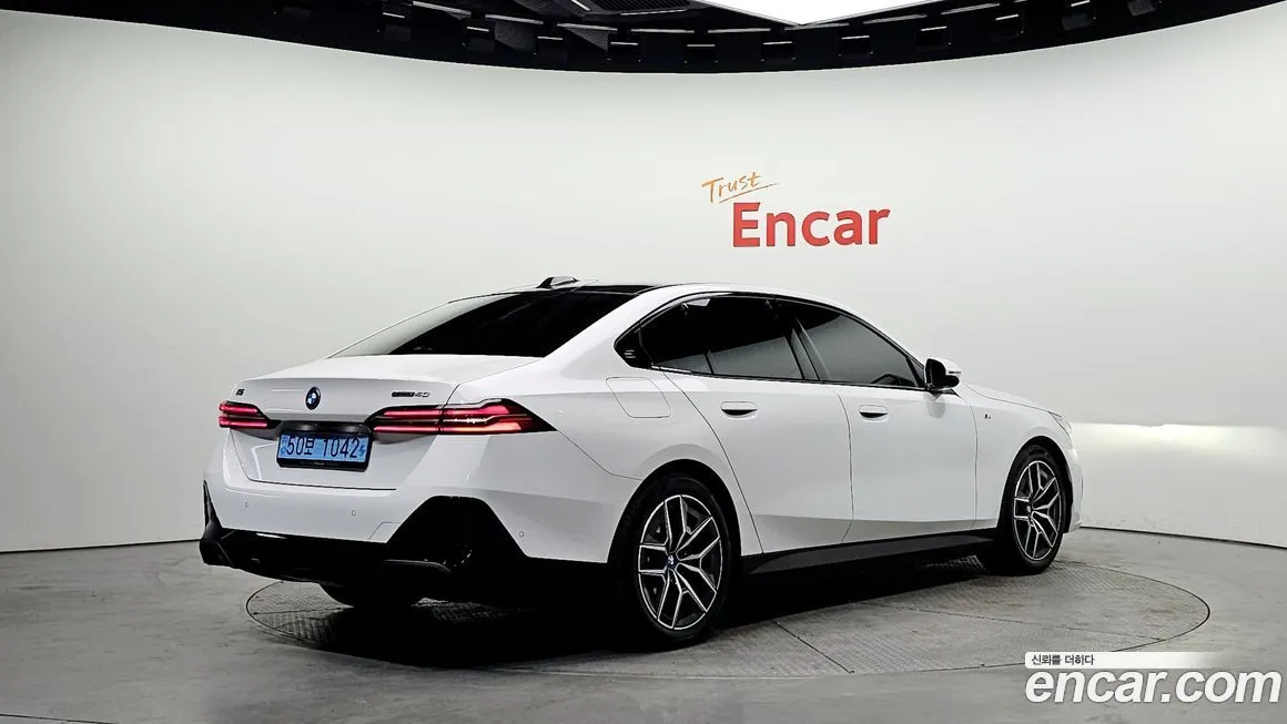 BMW i5 2025 из KR, фото 2