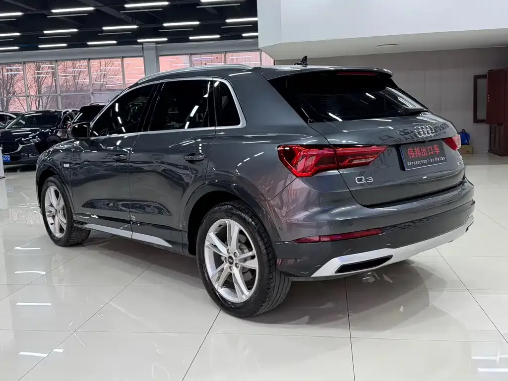 Audi Q3 2023 из CN, фото 9