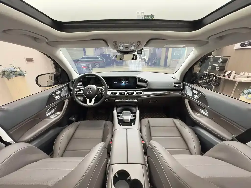 Mercedes-Benz GLE — фото 7