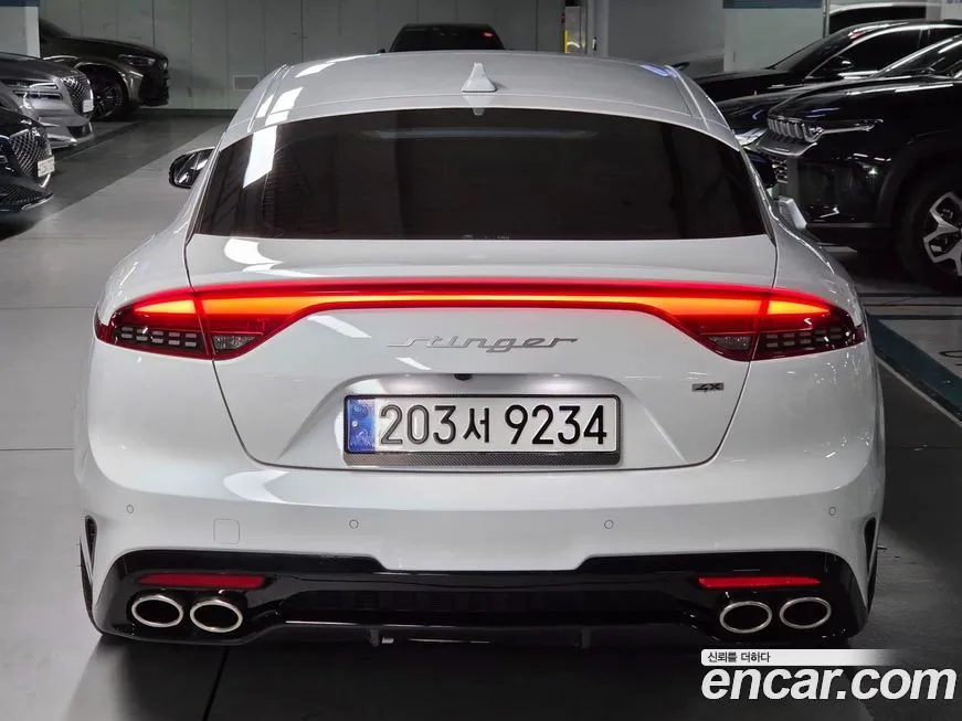 Kia Stinger 2023 из KR, фото 2