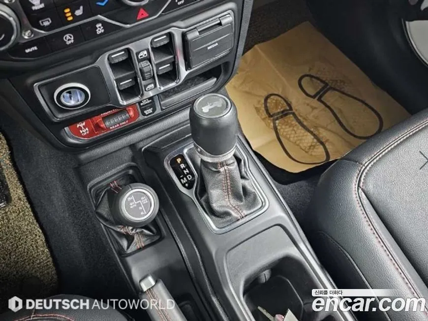 Jeep Wrangler 2021 из KR, фото 9