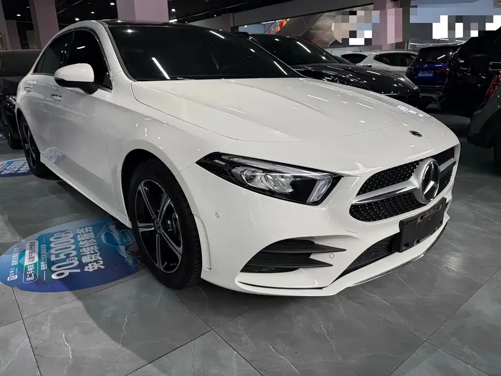 Mercedes-Benz A-Class 2023 из CN, фото 3