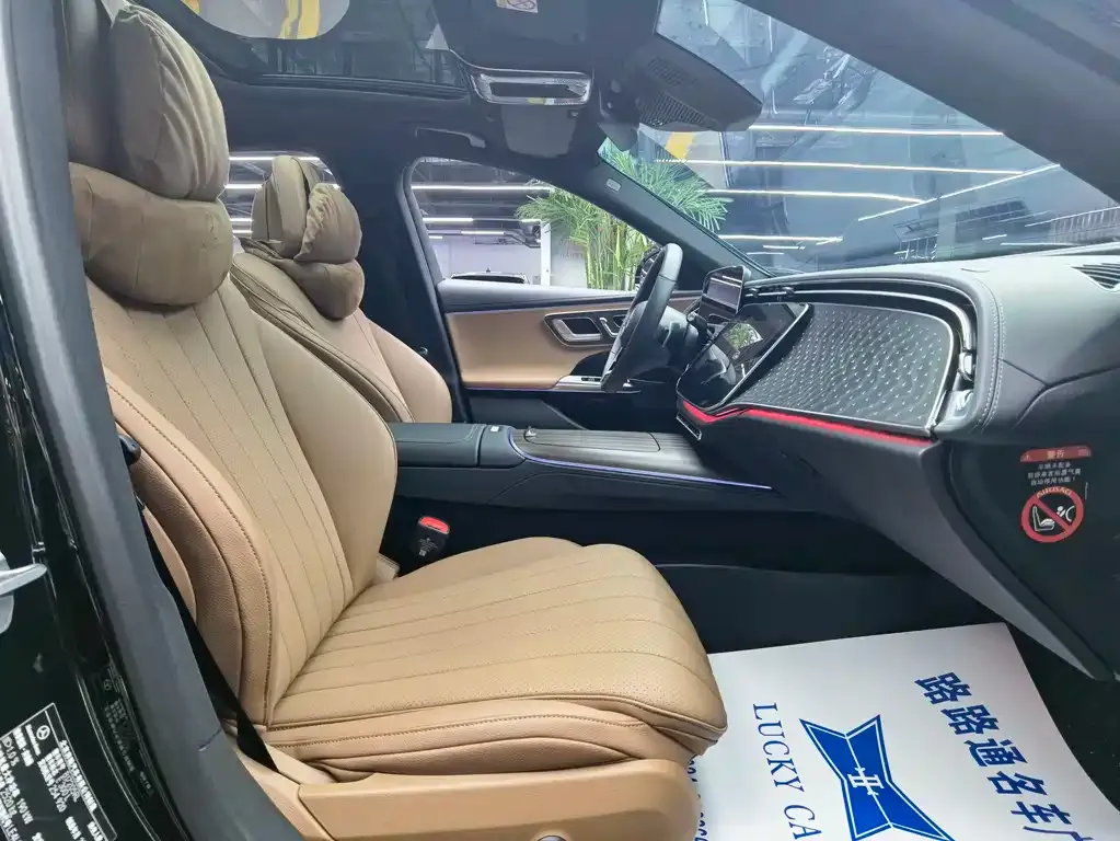 Mercedes-Benz E-Class 2024 из CN, фото 3