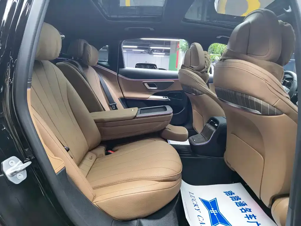 Mercedes-Benz E-Class 2024 из CN, фото 4