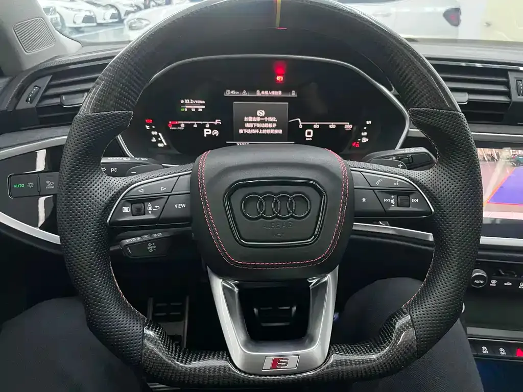 Audi Q3 Sportback 2022 из CN, фото 10