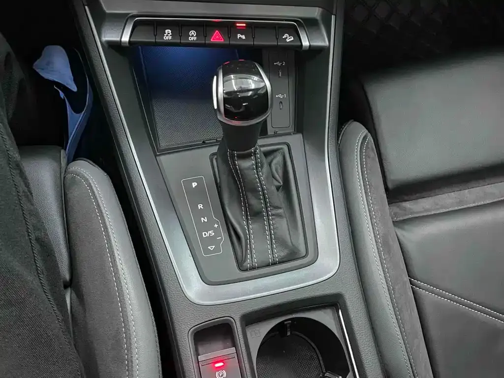 Audi Q3 Sportback 2022 из CN, фото 9