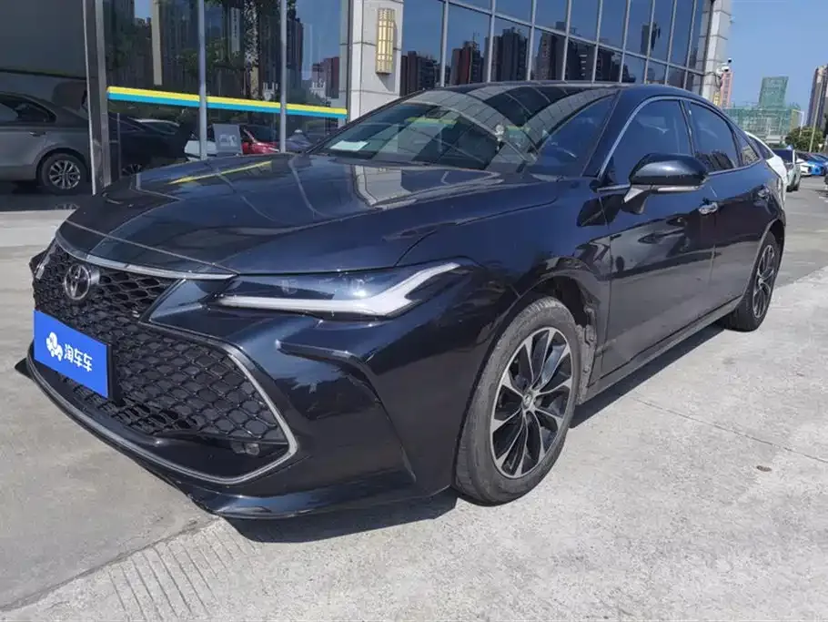 Toyota Avalon 2023 из CN, фото 1