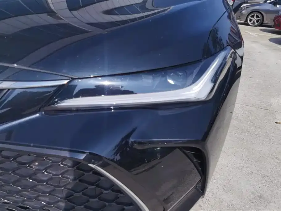 Toyota Avalon 2023 из CN, фото 2