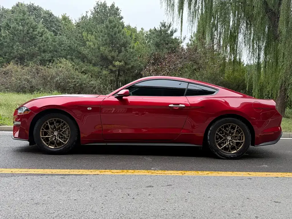 Ford Mustang 2023 из CN, фото 6