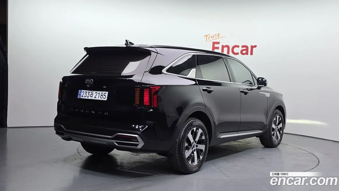 Kia Sorento — фото 3