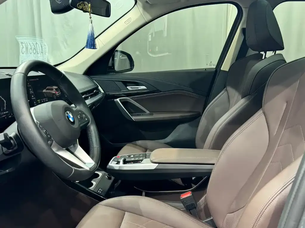 BMW X1 2023 из CN, фото 9