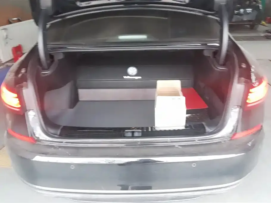 Volkswagen Passat 2023 из CN, фото 8