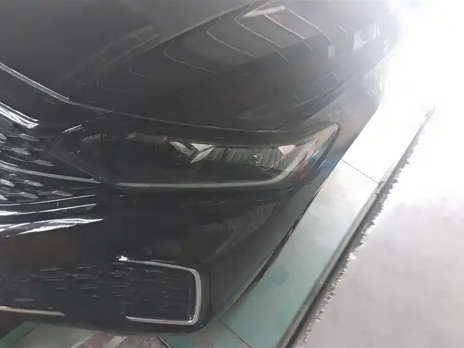 Volkswagen Passat 2023 из CN, фото 4