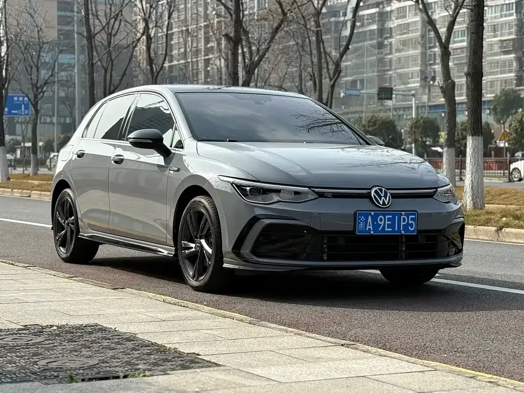 Volkswagen Golf 2023 из CN, фото 9