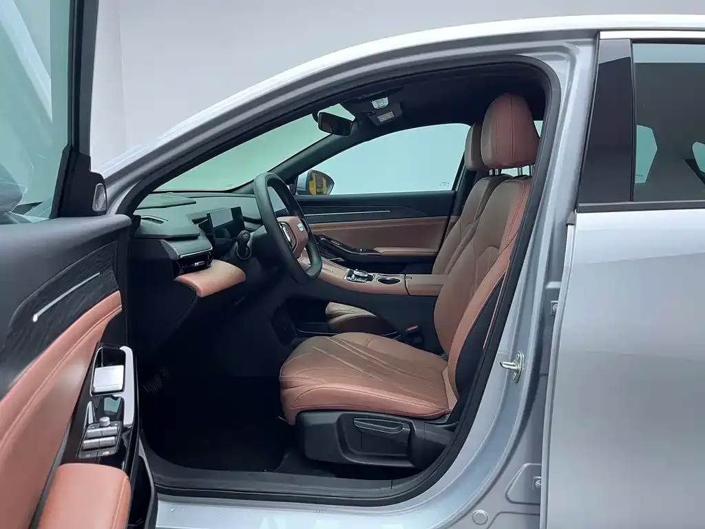 Geely Galaxy L6 2025 из CN, фото 10