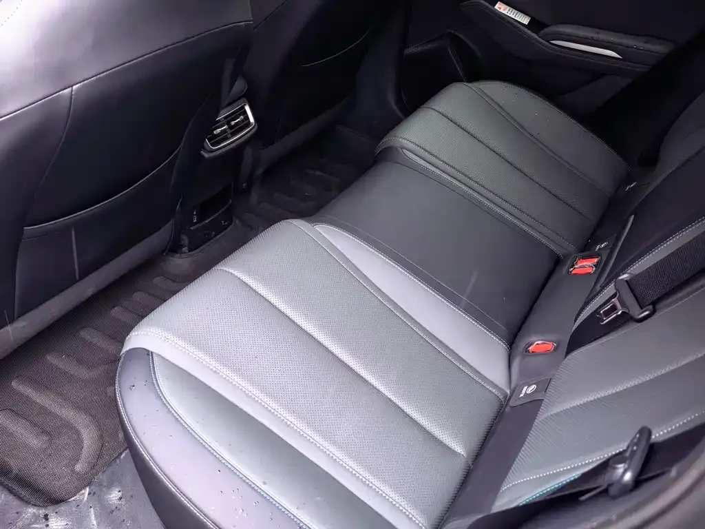 BYD Qin L 2025 из CN, фото 5